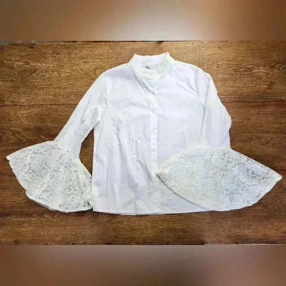 Uoozee White Blouse Size L Lace Sleeves Steampunk Coquette - Picture 1 of 10